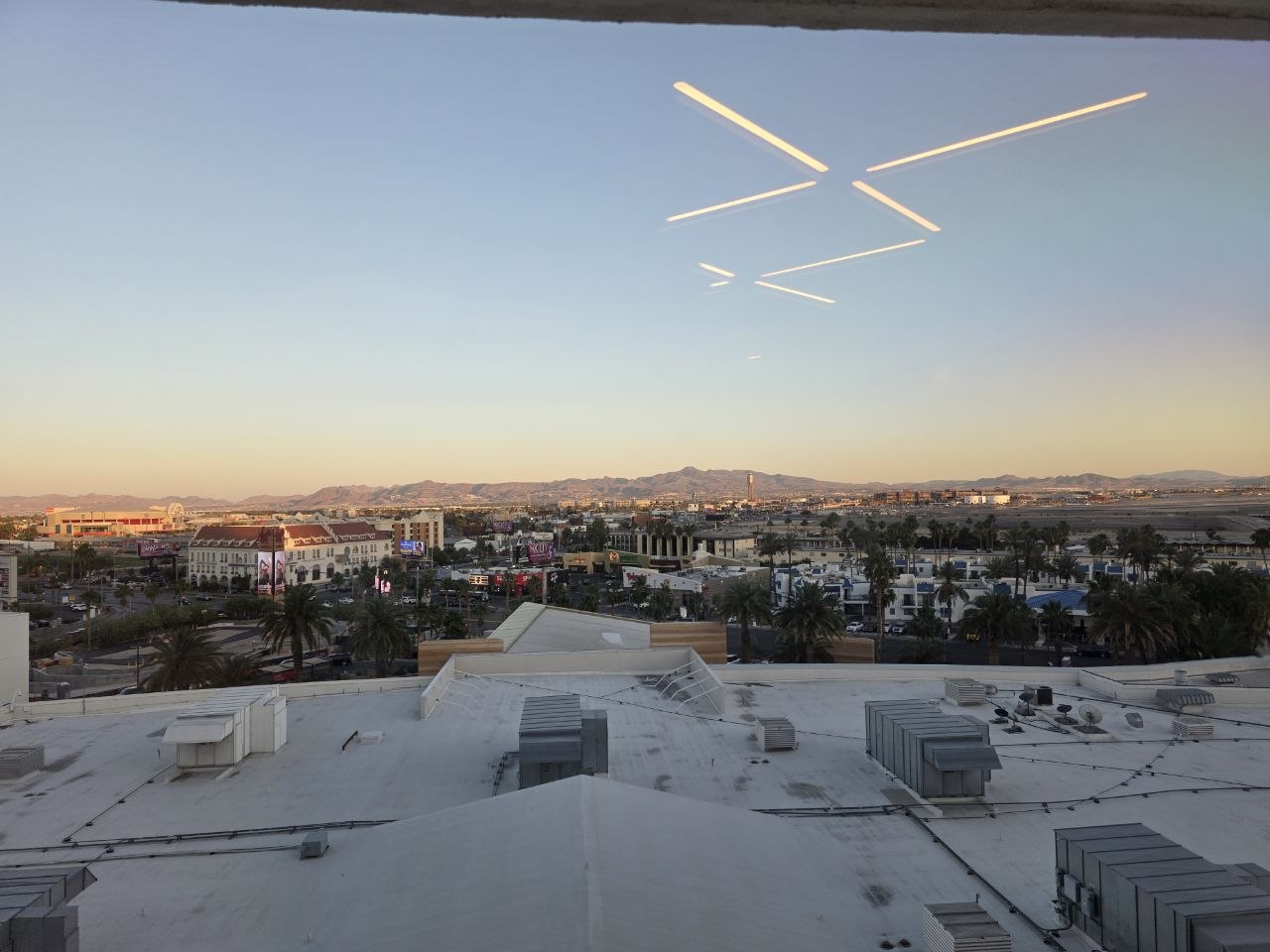 Virgin Hotels Las Vegas, Curio Collection by Hilton – Travel review photo